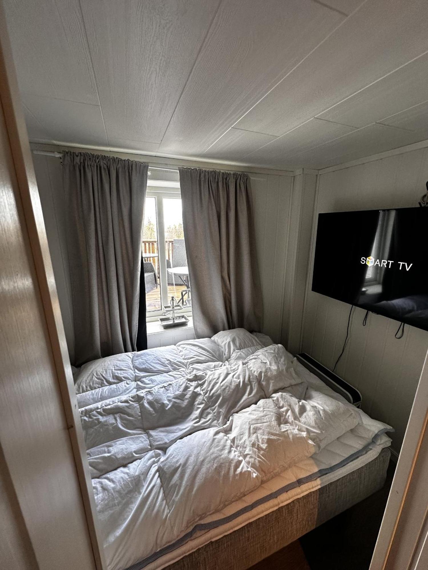 Kb Basement Apartment Sørvågen Bagian luar foto